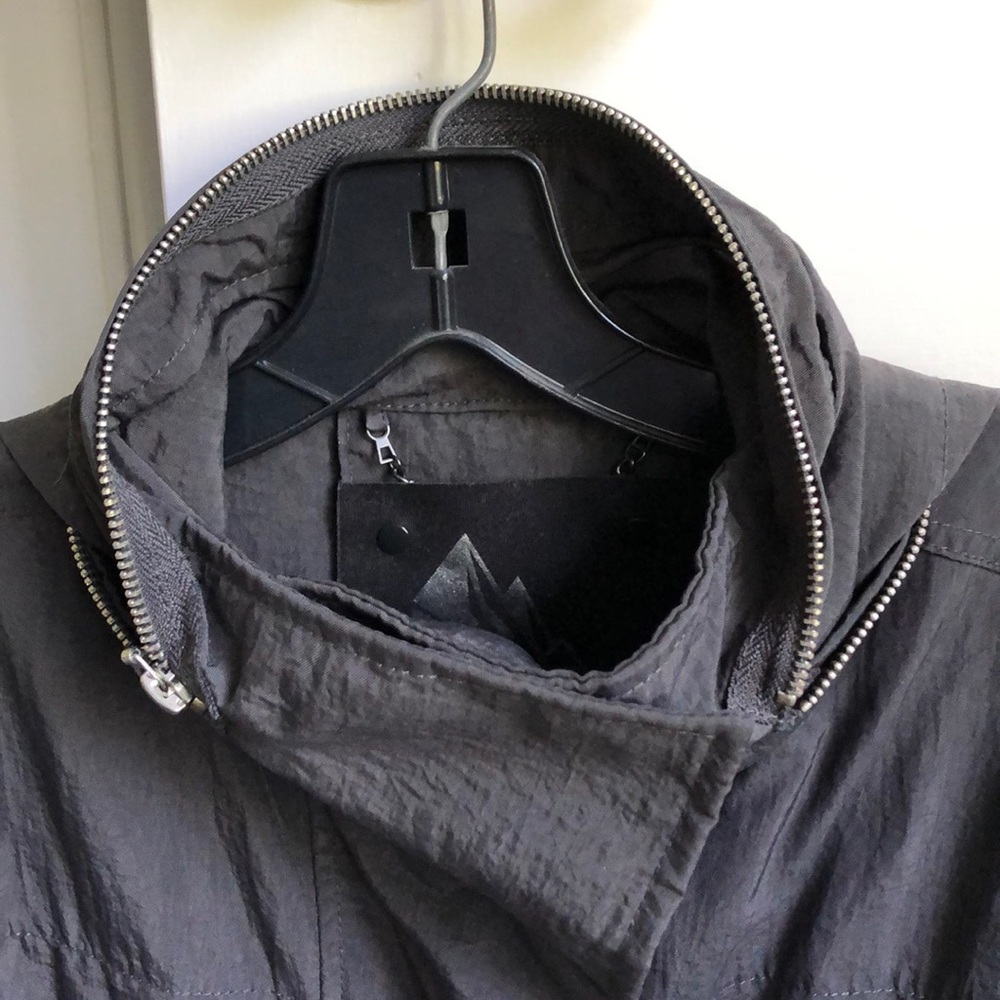 Jacket - Picture 6 of 7